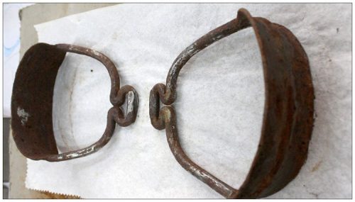 Cặp bàn đạp yên ngựa 1.100 năm tuổi